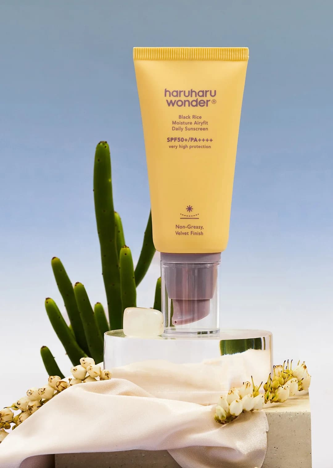  Black Rice Moisture Airyfit Sunscreen Texture
